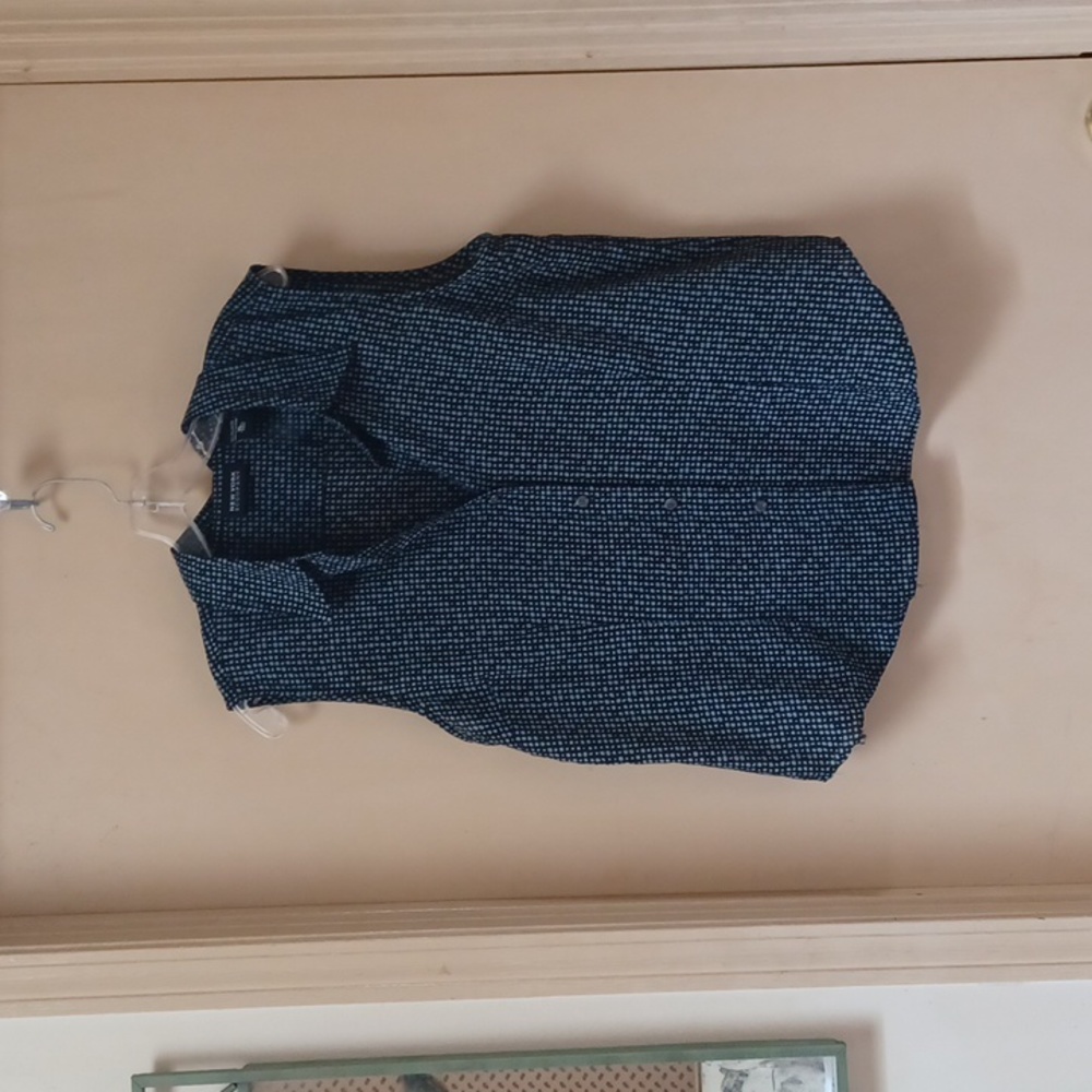 NY&Co sleeveless collared fitted top size XL